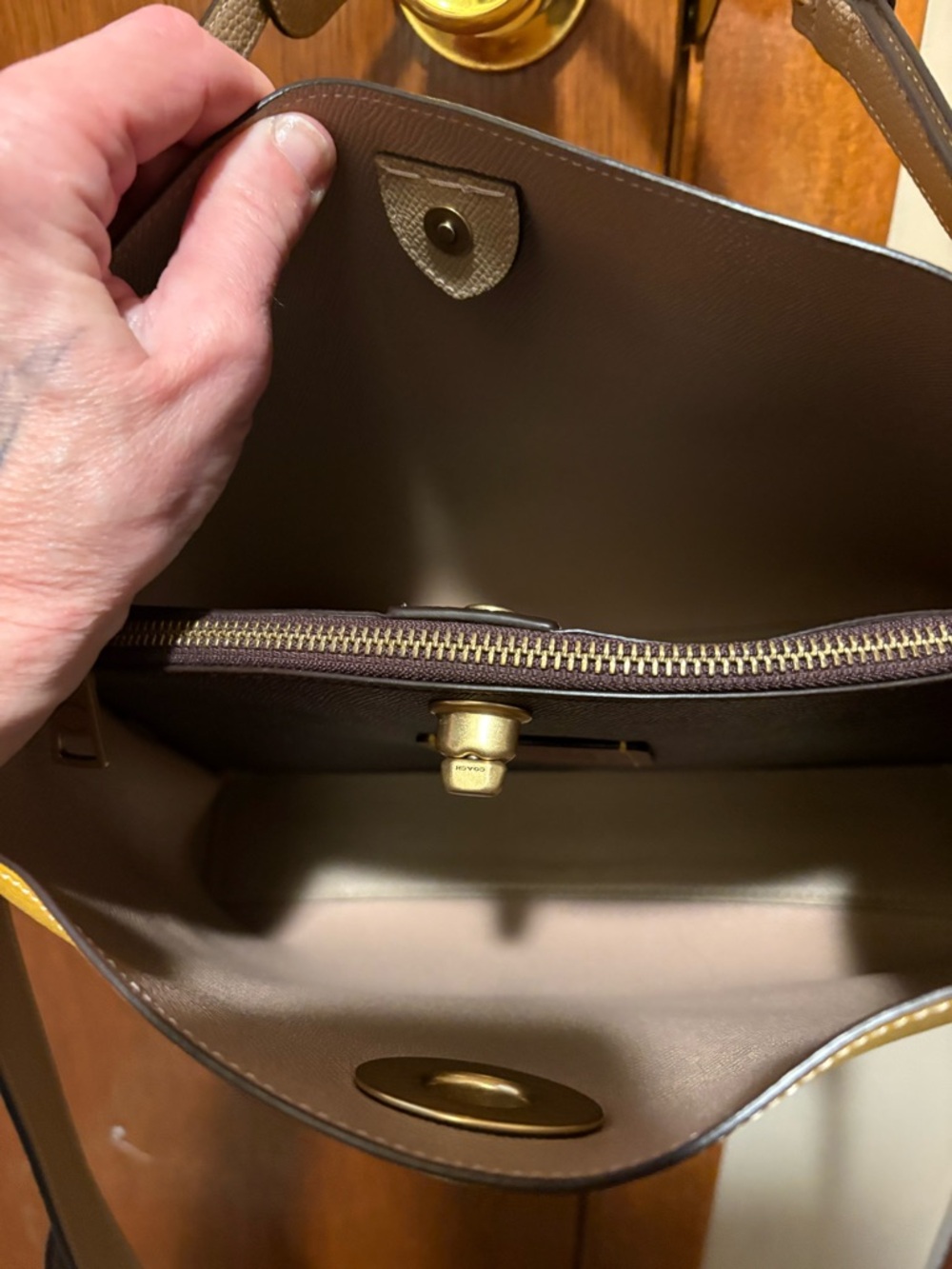 Coach Willow Bucket Crossbody Bag Purse Colorblock Authentic - Picture 5 of 8